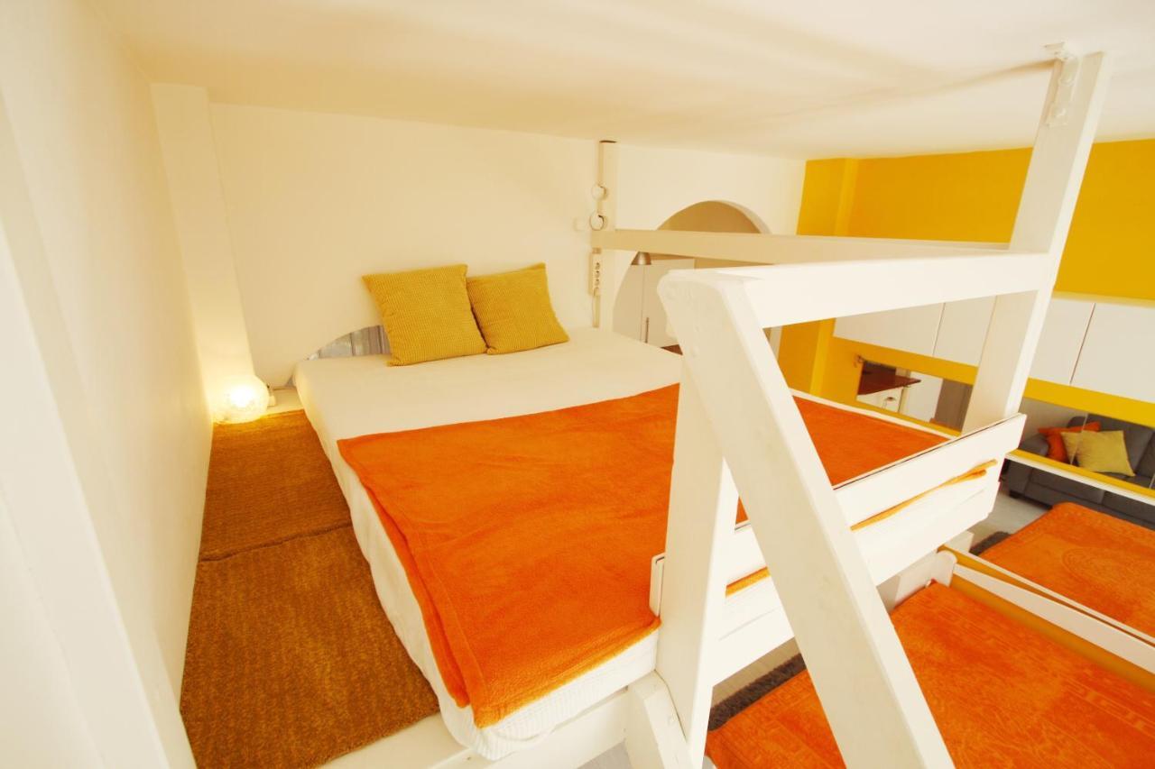 Sunny Studio With Balcony In Party District Budapeşte Dış mekan fotoğraf